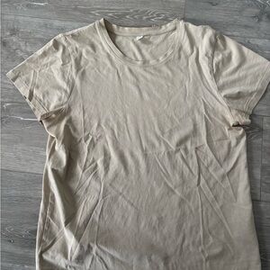 Uniqlo Beige Short Sleeve Tee